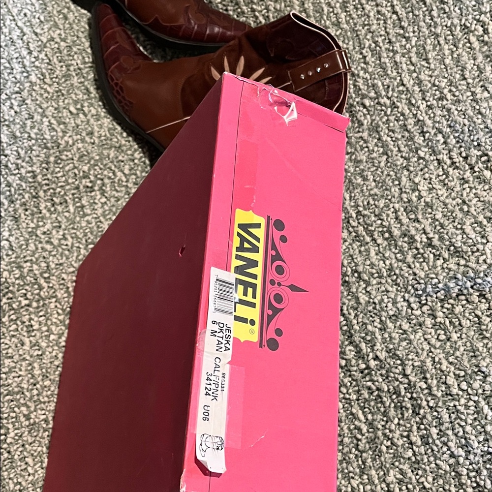 Vaneli Women's Tan Heeled Boots